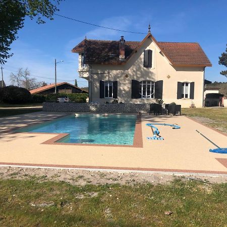 Chambres D'Hotes Villa Capsylvaine Captieux ภายนอก รูปภาพ
