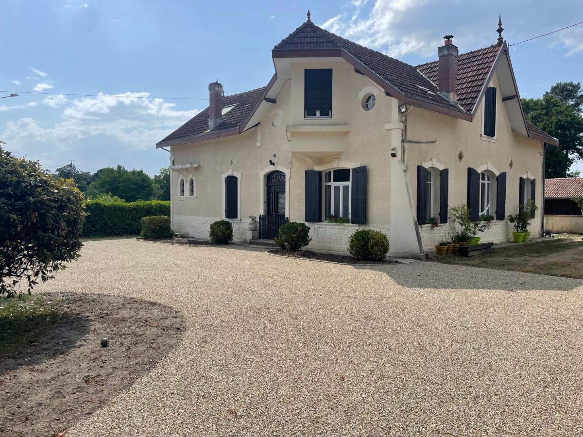 Chambres D'Hotes Villa Capsylvaine Captieux ภายนอก รูปภาพ