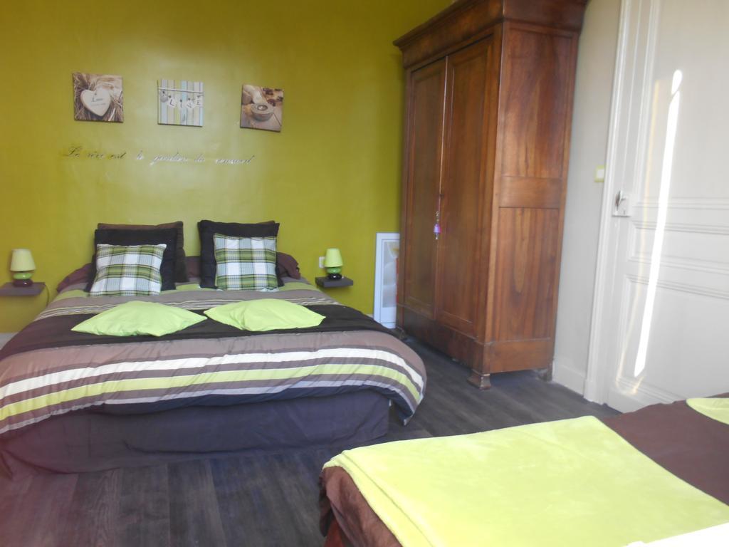 Chambres D'Hotes Villa Capsylvaine Captieux ภายนอก รูปภาพ
