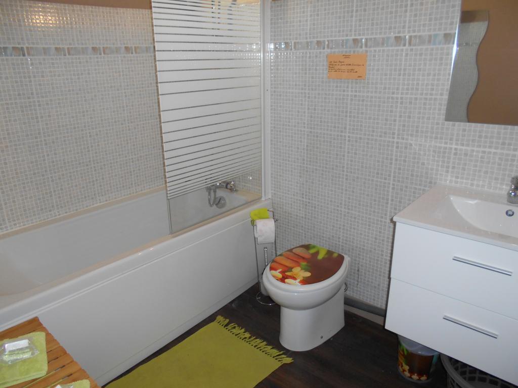 Chambres D'Hotes Villa Capsylvaine Captieux ภายนอก รูปภาพ